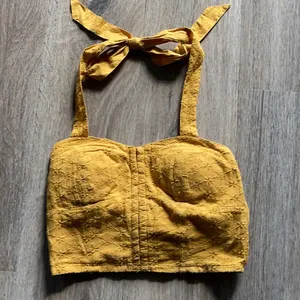 American Eagle Cropped Top w/Tie Back Size XS thumbnail 3