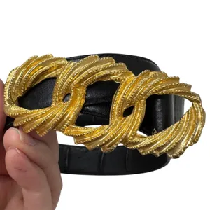 Crown Pacific Vintage Black Leather Gold Tone Buckle Belt Womens M thumbnail 2