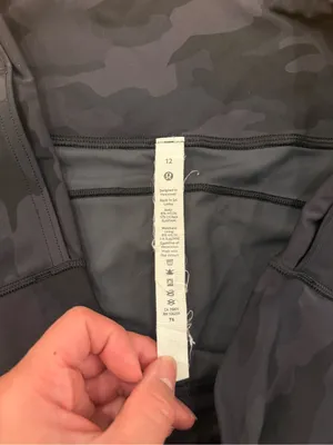 Lululemon Fast and Free Short 10” in Camo Deep Coal Multi Size 12 thumbnail 7