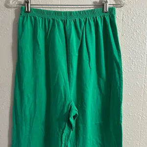 Green Relaxed Fit Pants Size L thumbnail 2