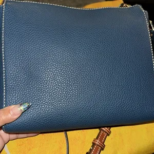 New Dooney &‎ Bourke Pebble Leather Lexington Crossbody thumbnail 9