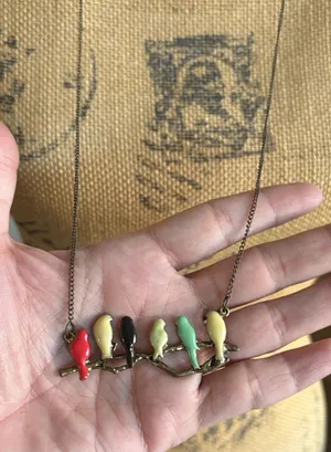 Boutique 6 little birds necklace thumbnail 1