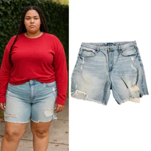 Celebrity Pink Women Light Wash Distressed Denim Shorts Cutoff Frayed Hem‎ 17/33 thumbnail 2