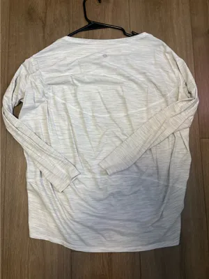 Lululemon thumbnail 2