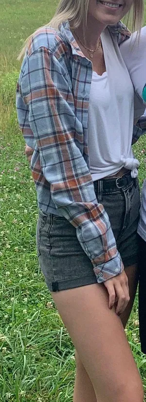 Cropped Flannel thumbnail 2