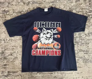 Jerzees UCONN vintage t shirt thumbnail 1