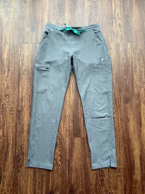 FIGS Women’s Graphite Yola Scrub Pants - Size XS Petite thumbnail 1
