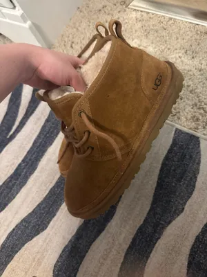 UGG Neumel Boots thumbnail 3