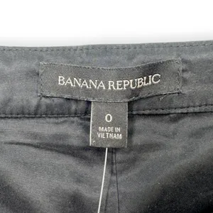 Banana Republic | NWT | 0 | Black Faux Leather Perforated Lined Chino Shorts thumbnail 4