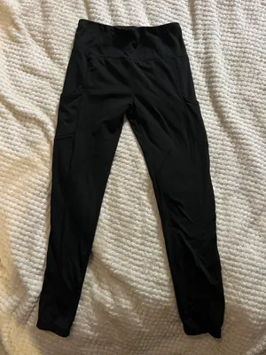 Black Side Pocket Athletic Legging thumbnail 2