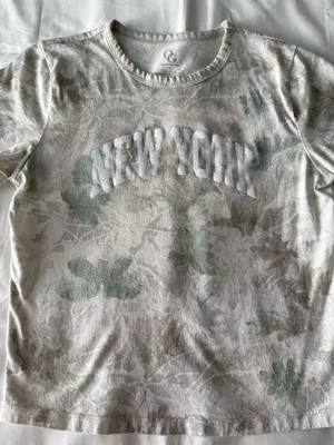Light Green And White Camouflage Print “New York” Cropped Tee thumbnail 2