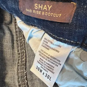 Shyanne Shay Mid Rise‎ Boot cut Jeans thumbnail 6