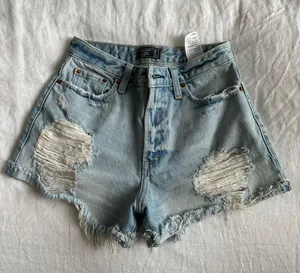 Abercrombie shorts thumbnail 1