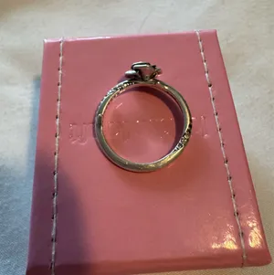 Pandora rose in bloom ring thumbnail 3