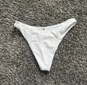 Victoria's Secret White Bikini Bottom thumbnail 3