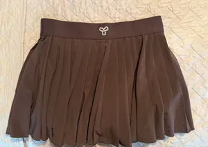 TNA Aritzia Skirt Tennis thumbnail 1