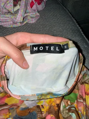Motel Rocks Top thumbnail 4