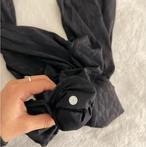 Lululemon Flared Leggings  thumbnail 5