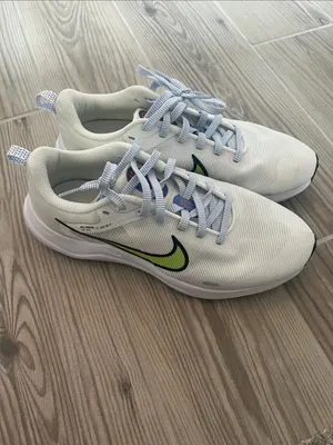 Nike Downshifter 12 Running Sneakers (Sz 8.5) Summit White/ Lime Blast thumbnail 2