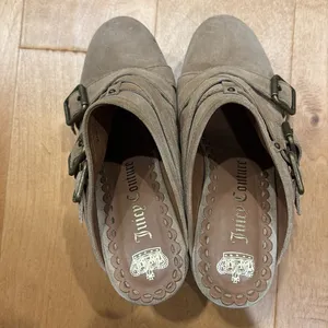 Juicy Couture Collette suede clogs mules platform shoes 7.5 tan thumbnail 3