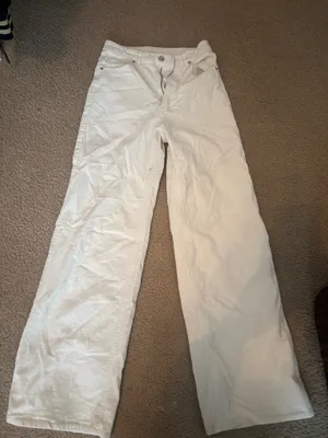 H&M White Jeans High-Waisted thumbnail 1