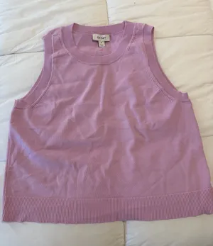On 34th pink sweater vest Size M thumbnail 1