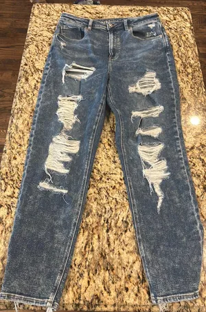 American Eagle Jeans thumbnail 1