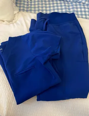 Mandala Royal blue scrubs thumbnail 1
