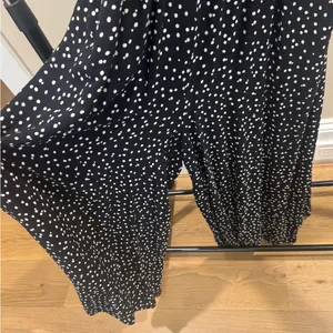 Anthropologie Maeve Finley Polka Dot Wide Leg Jumpsuit | Size 14 thumbnail 10