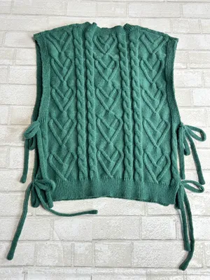 She & Sky Vintage Inspired Cable Knit V-Neck Side Tie Sweater Vest - Green thumbnail 3