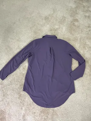 Athleta Purple Long Sleeve Button Front Shirt Size M Lightweight Travel Top thumbnail 9