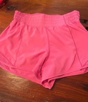 Lululemon Shorts Hotty Hot thumbnail 1