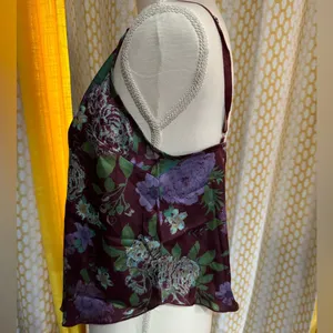 NWOT/ intimately free people size medium cropped floral cami thumbnail 2