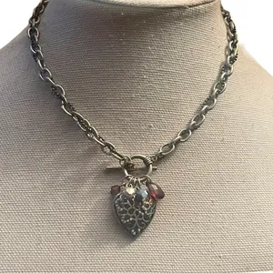 Vintage Filagree Heart Toggle Necklace Silver thumbnail 1