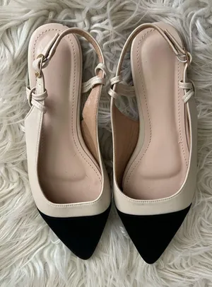 Elegant Black and Cream Women's Slingback Flats thumbnail 1