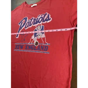 New England Patriots Racer Red T-Shirt Women's Medium Sportswear Fan Football thumbnail 4