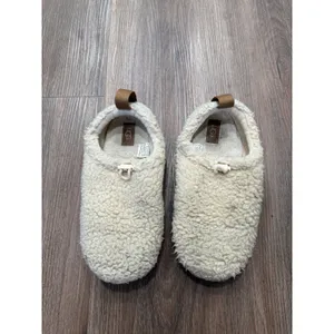 UGG Tasman LTA Curly Slippers Natural Cream Sherpa 1143792 Womens 6 thumbnail 2