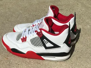 Air Jordan 4 Retro OG ‘Fire Red’ 2020 thumbnail 1