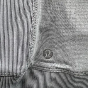 Lululemon Sz 10 In Flux Jacket Dance Studio Reversible Hooded Silver Fox Stretch thumbnail 16
