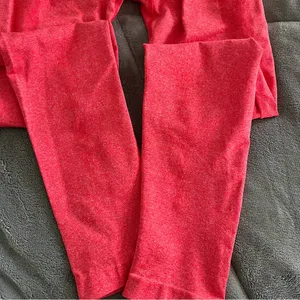 NVGTN Candy Apple Contour Seamless Leggings Size Small Red thumbnail 11