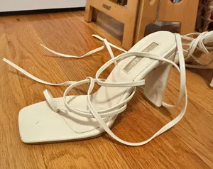Billini lace up heels White Size 8 thumbnail 1