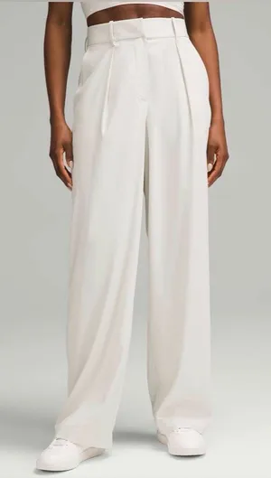 Lululemon Pleat-Front High-Rise Trouser size 4 thumbnail 1