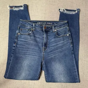 American Eagle High Rise Mom Jeans Distressed Stretch Blue Size 4 thumbnail 5