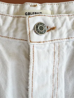 NWT GRLFRND The Helena Shorts Off-White Size 26 thumbnail 7
