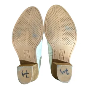 Anthropologie Joie Kayden Off White/Cream Leather Heeled Ankle Boots thumbnail 7