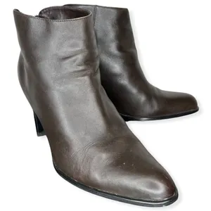Apostrophe Rory Leather Heeled Booties‎ thumbnail 1