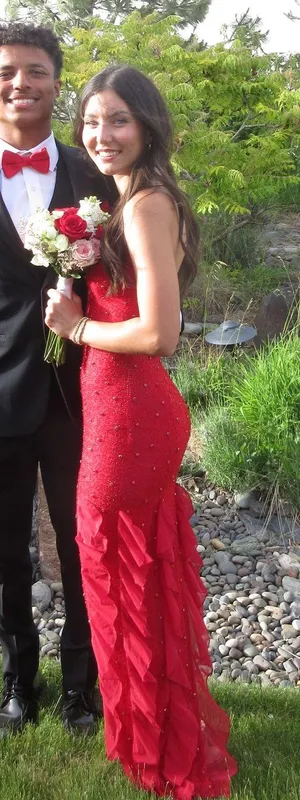 Oh Polly Prom Dress thumbnail 2