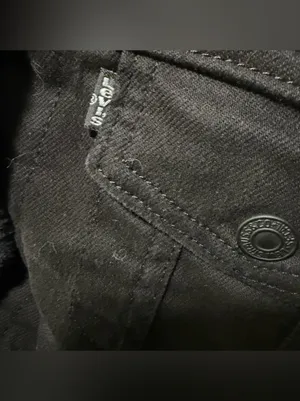 Levi's Black Sherpa-Lined Denim Jacket medium thumbnail 5