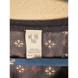 We The Free People‎ Womens Gray Long Sleeve Railroad Henley Shirt Medium thumbnail 4