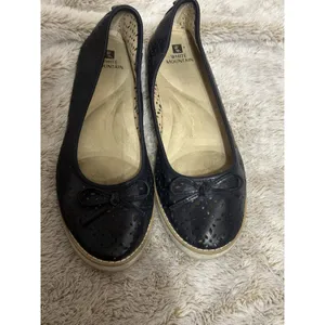 White Mountain Navy Blue Perforated Ballet Flats Comfort Size 9M Women’s Casual thumbnail 3